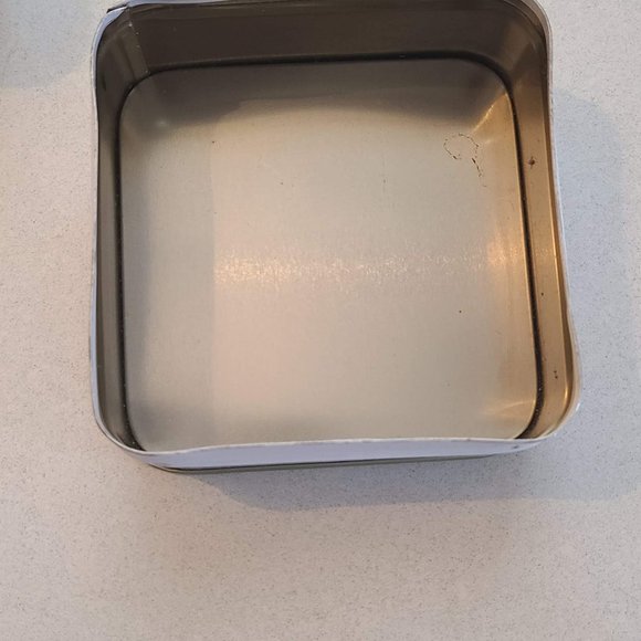 Set of 2 Decorative Tin Boxes - Picture 8 of 8